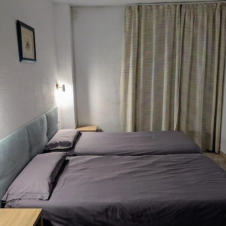 Apartamentos Mitus Canet De Mar Eksteriør bilde