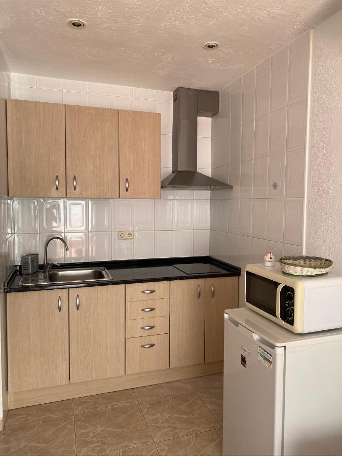 Apartamentos Mitus Canet De Mar Eksteriør bilde