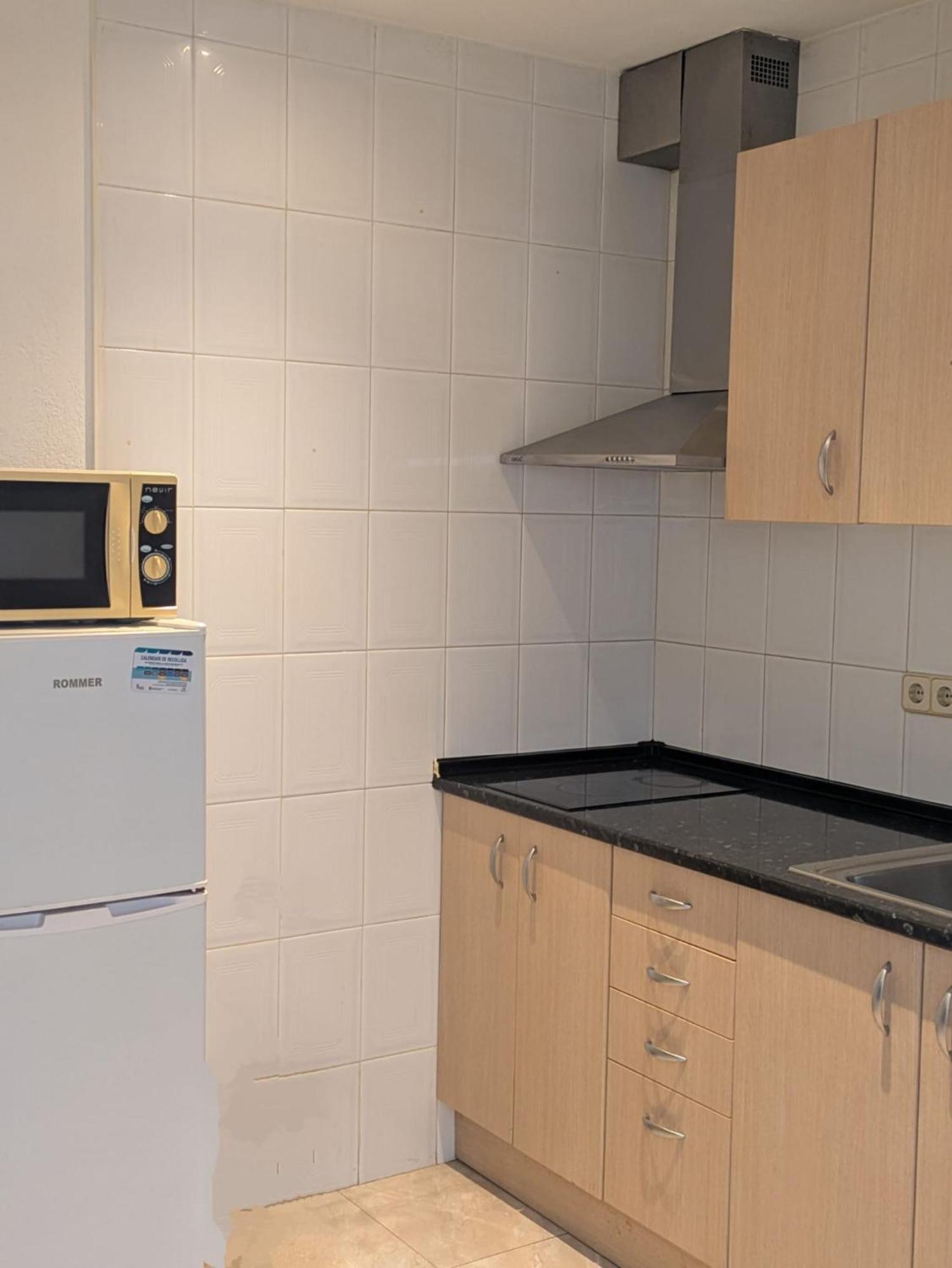 Apartamentos Mitus Canet De Mar Eksteriør bilde
